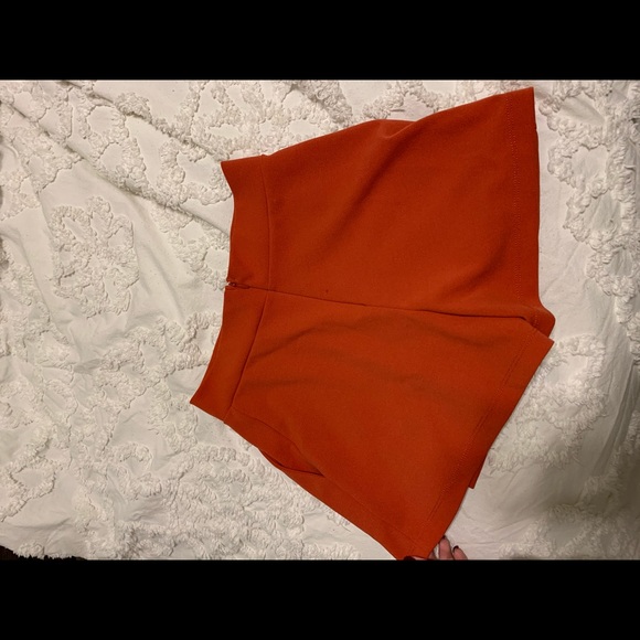 Skort - Picture 2 of 2